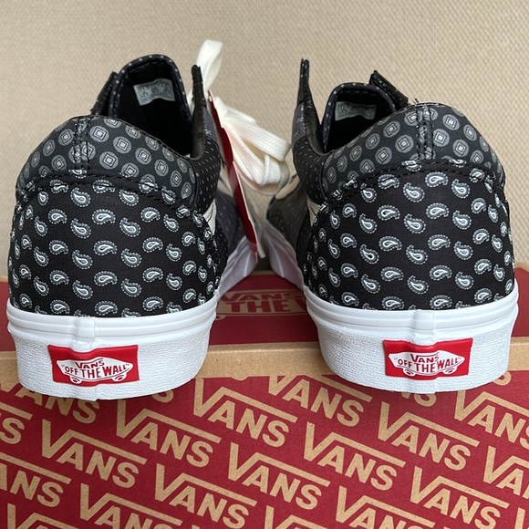 Vans WMNS Old Skool Tie Print Patch Work Black / True White Sneakers - Picture 14 of 16